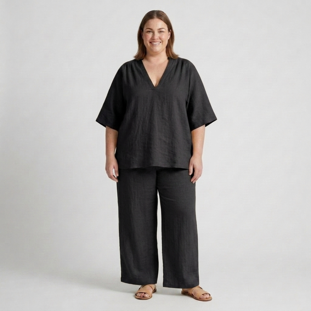 Ensemble deux pièces grande taille pour femme avec haut ample à col en v et pantalon fluide