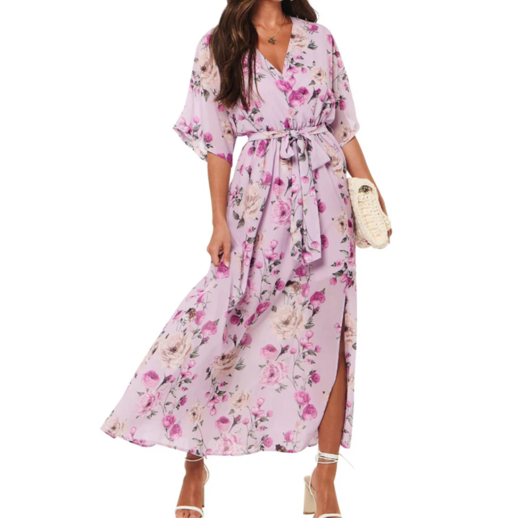 Robe maxi kimono à fleurs — style bohème — vacances d'été