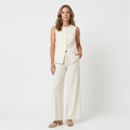Ensemble femme pantalon large — haut sans manches structuré — mi-saison