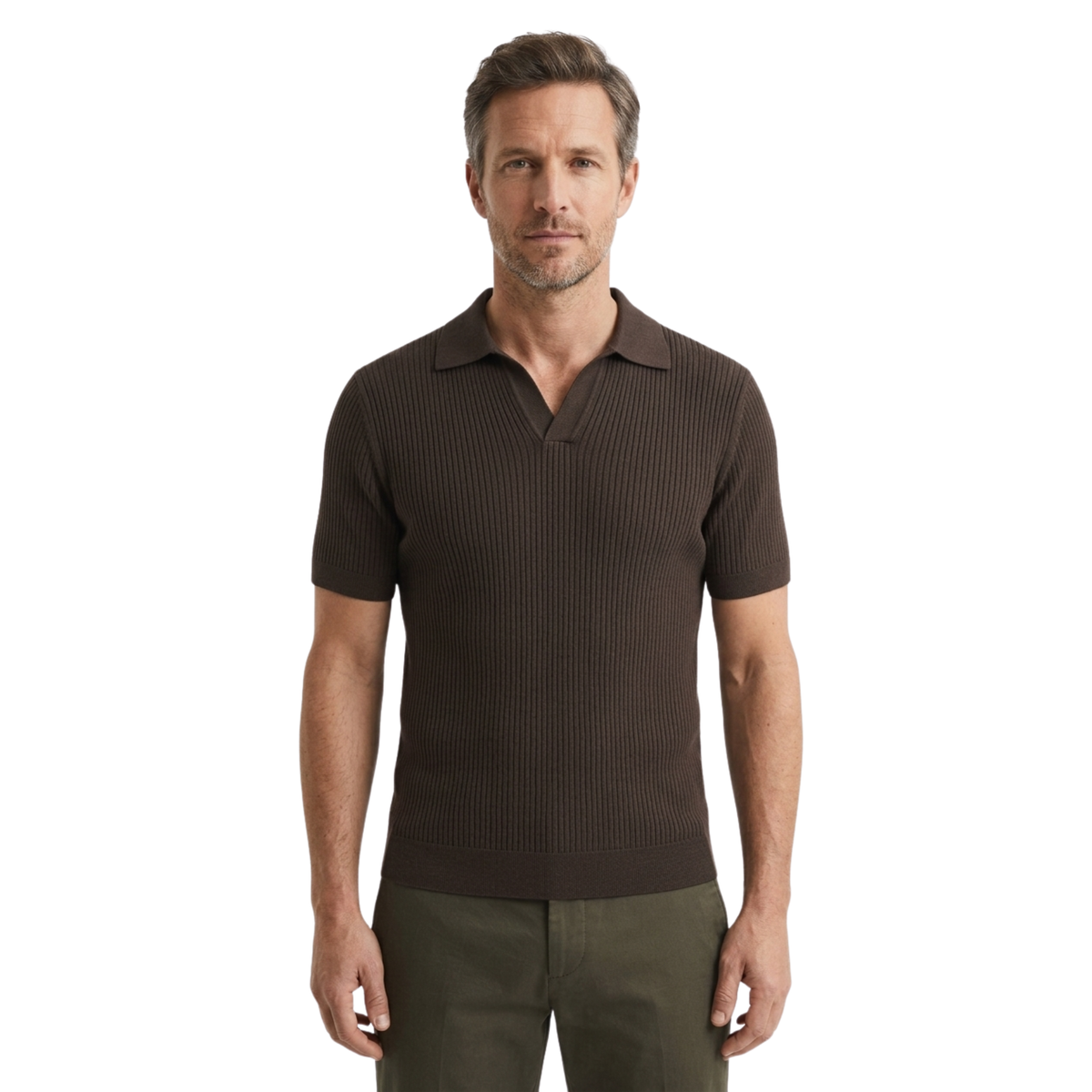 Polo en maille pour homme — col ouvert et texture côtelée — style estival
