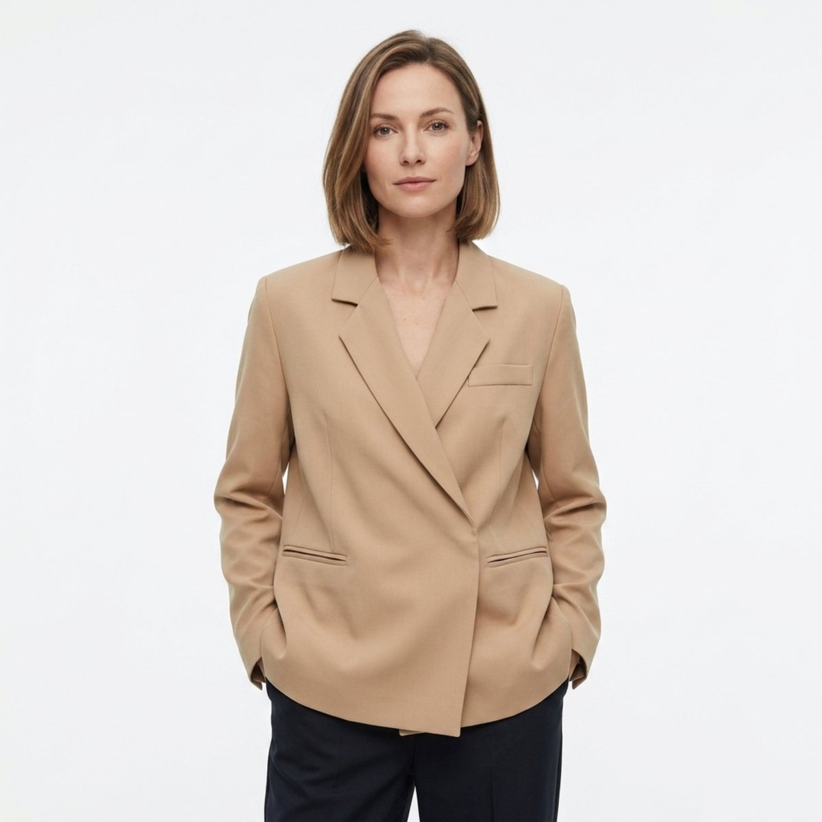 Blazer en Polyester Femme – Fente Latérale et Boucle Dissimulée Coupe Ample