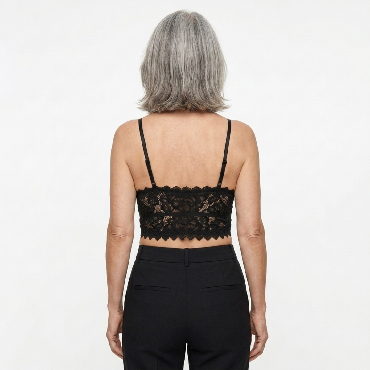 Haut court crop top pour femmes en dentelle — col en v — sortie chic