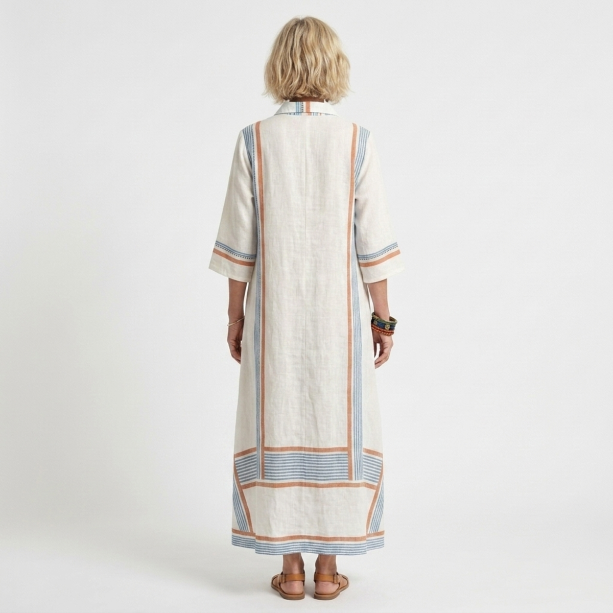 Robe caftan kimono à rayures — coupe évasée — vacances à la plage