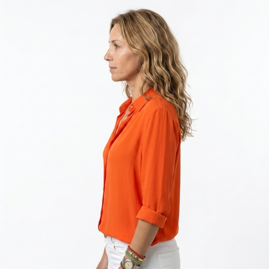 Blouse fluide femme en soie — décolleté en v — bureau et soirée