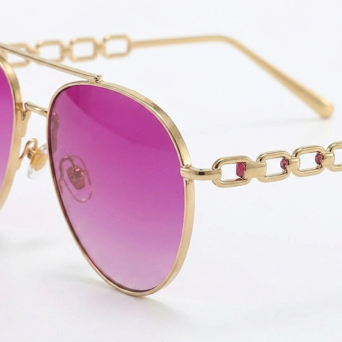 Lunettes aviateur pour femmes avec branches en chaîne et verres dégradés
