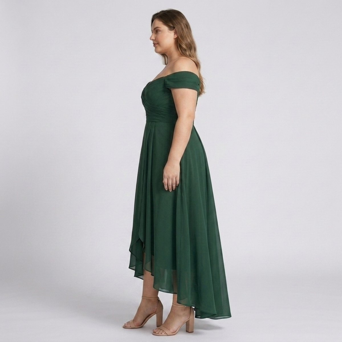 Robe de soirée grande taille pour femme longue de cérémonie avec fente et épaules dénudées