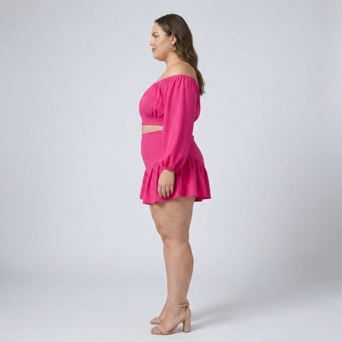 Ensemble grande taille haut épaules dénudées et short à volants