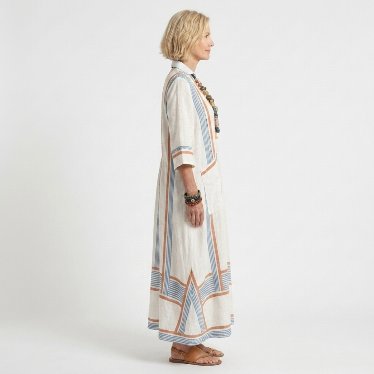 Robe caftan kimono à rayures — coupe évasée — vacances à la plage