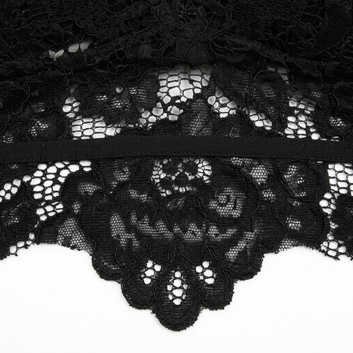 Haut court crop top pour femmes en dentelle — col en v — sortie chic