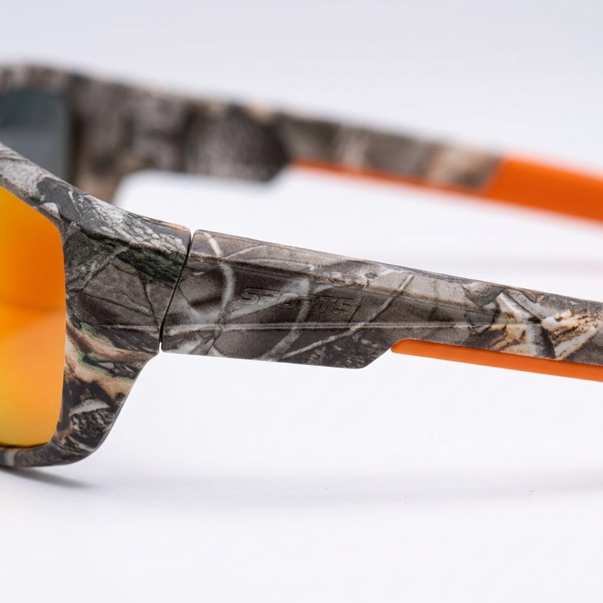 Lunettes de soleil sport — verres polarisés et monture camouflage