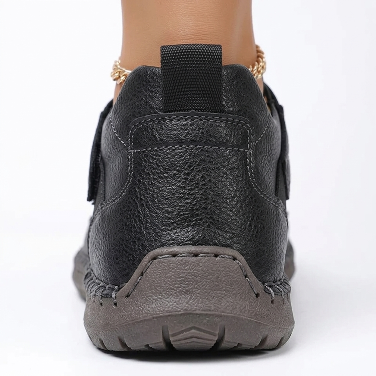 Tennis femme confort — lacets et surpiqûres — style décontracté