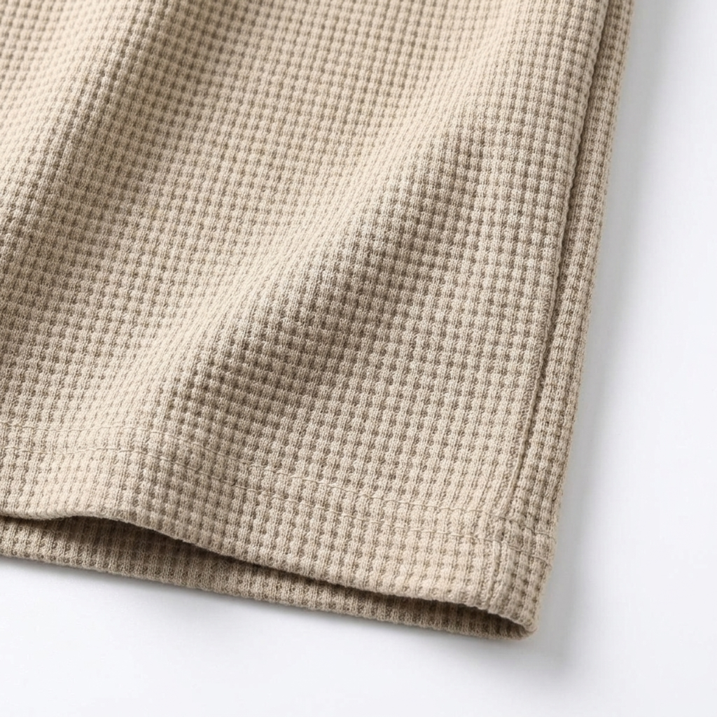 T-shirt en maille gaufrée pour homme — coupe décontractée ajustée — style casual quotidien