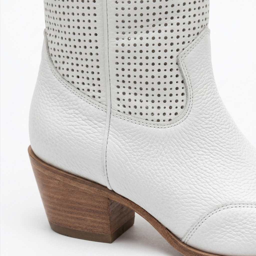 Bottines cowboy femme — en cuir — mi-mollet — usage quotidien