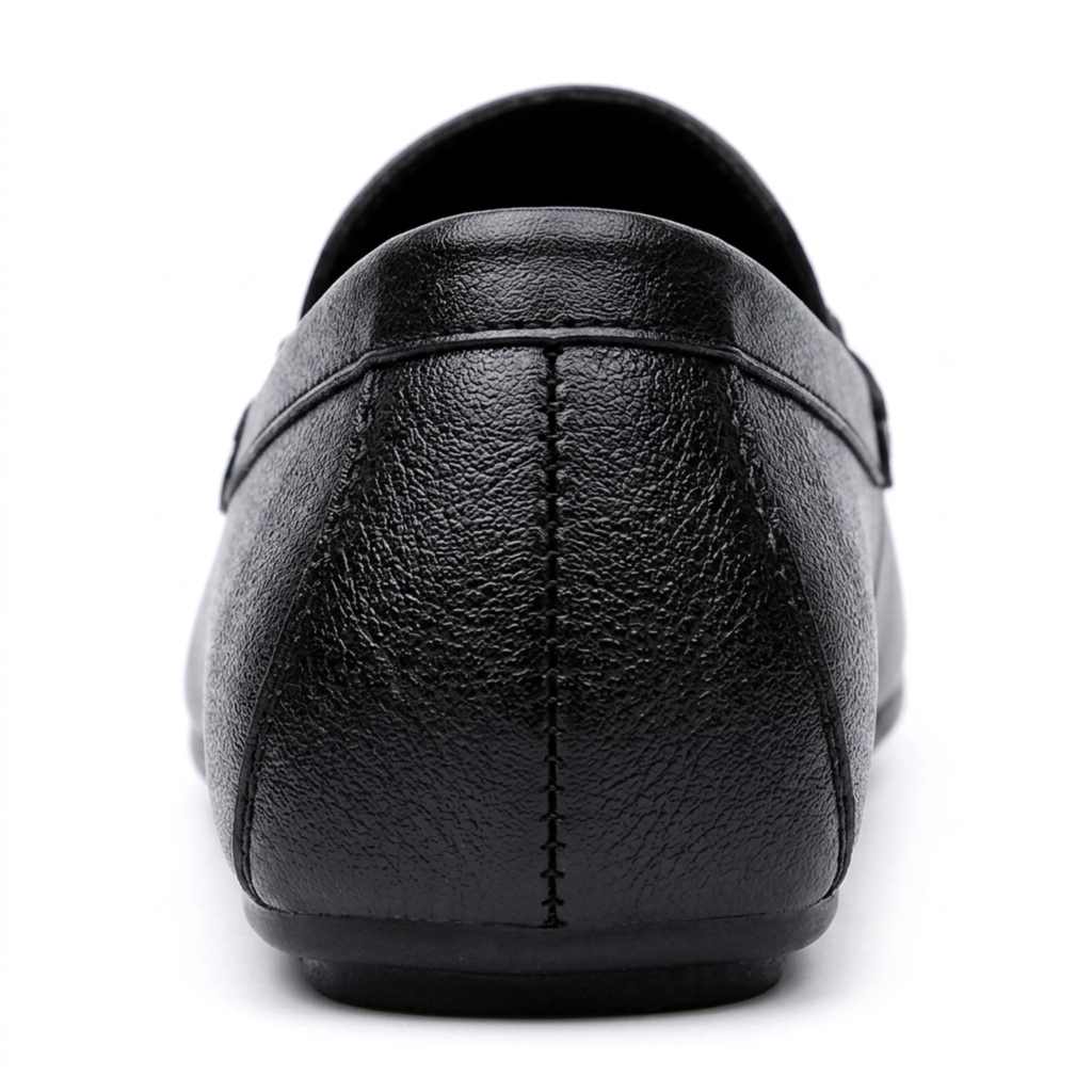 Mocassins cuir véritable — boucle métallique — sorties décontractées