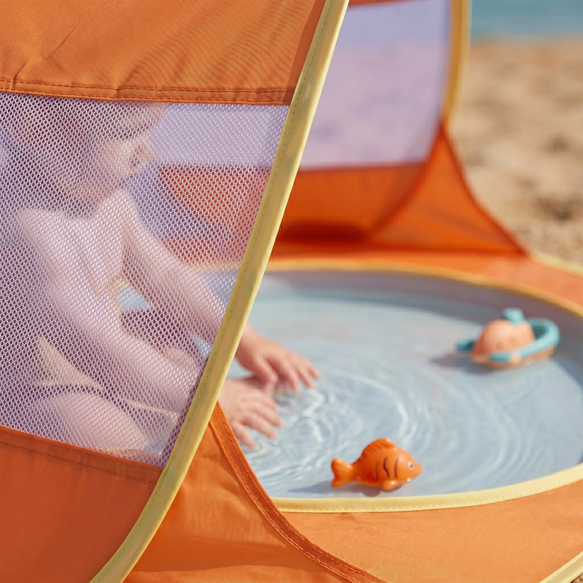 Tente de Plage Bébé avec Piscine Intégrée et Protection Solaire UPF 50+