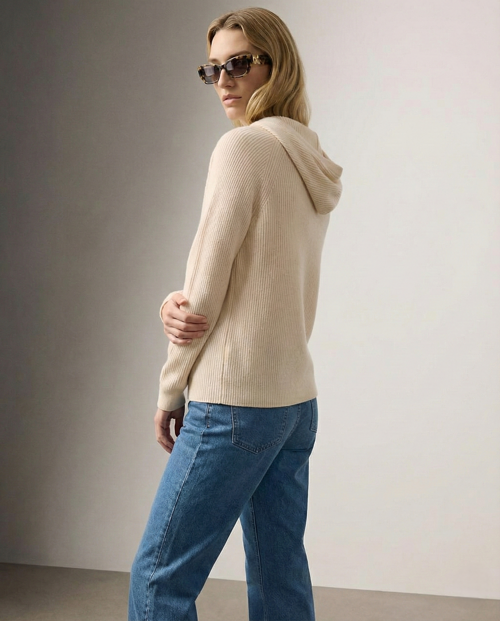 Sweat en Cachemire et Laine Femme – Coupe Ample et Cordons Ajustables