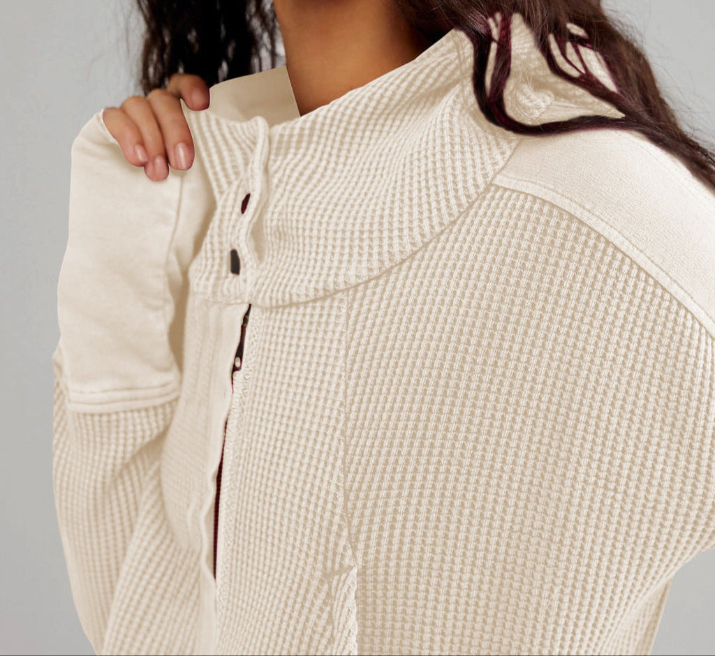 Sweat à Capuche Zippé Coton Femme – Coupe Crop Tricot Gaufré Style Actuel