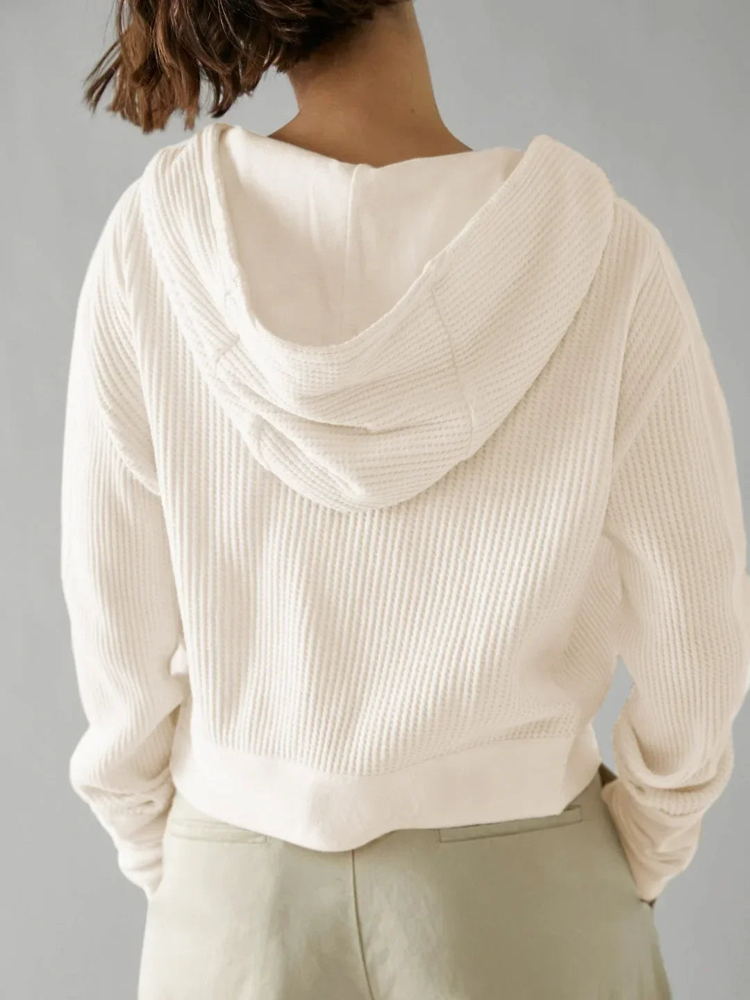 Sweat à Capuche Zippé Coton Femme – Coupe Crop Tricot Gaufré Style Actuel