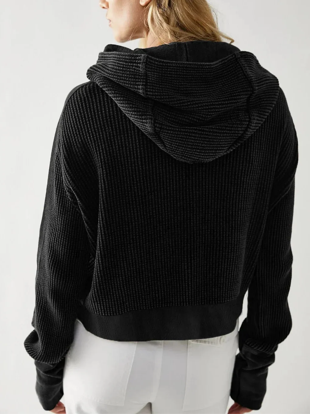 Sweat à Capuche Zippé Coton Femme – Coupe Crop Tricot Gaufré Style Actuel