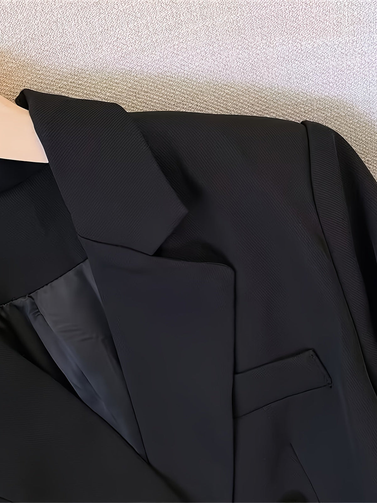 Blazer Femme – Boutonnage Croisé Col Cranté Poches à Rabat pour Tenue Formelle