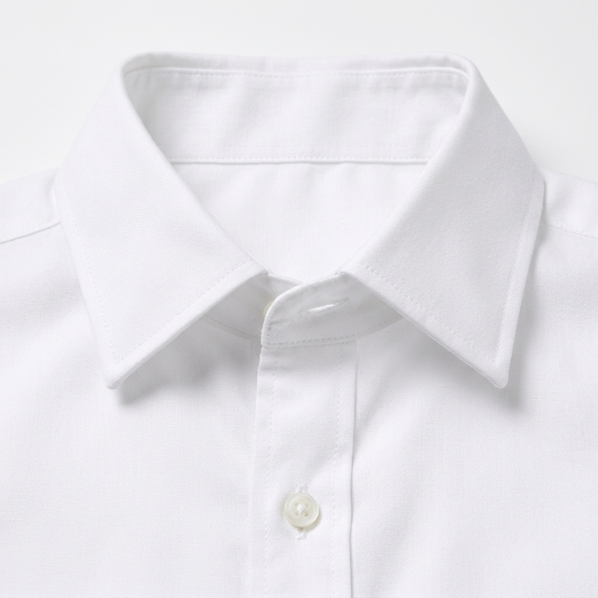 Chemise boutonnée homme — manches longues et col pointu — cérémonie