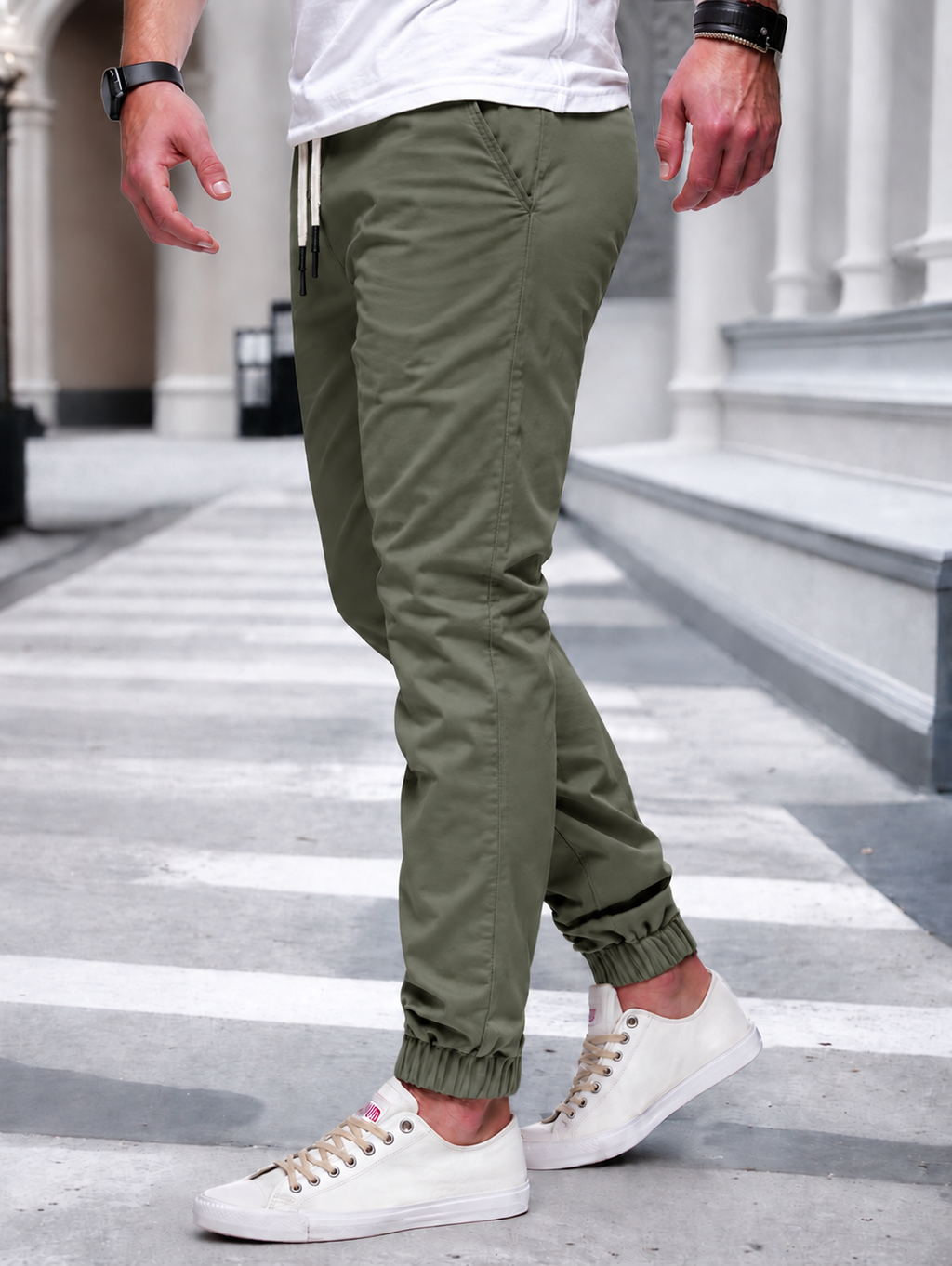 Jogger Cargo Homme – Taille Élastique Poches Latérales Tissu Léger