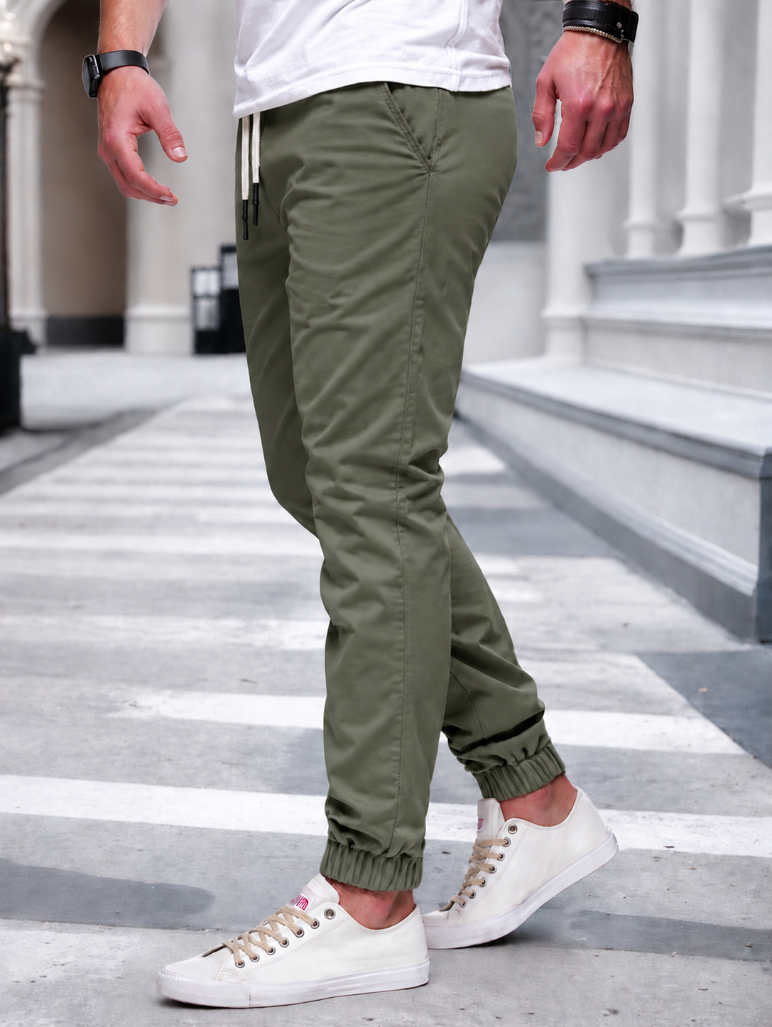 Jogger Cargo Homme – Taille Élastique Poches Latérales Tissu Léger